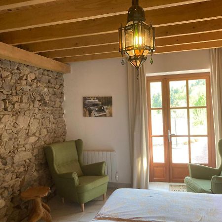 Le Bois Du Four Bed & Breakfast Arfeuilles Екстериор снимка