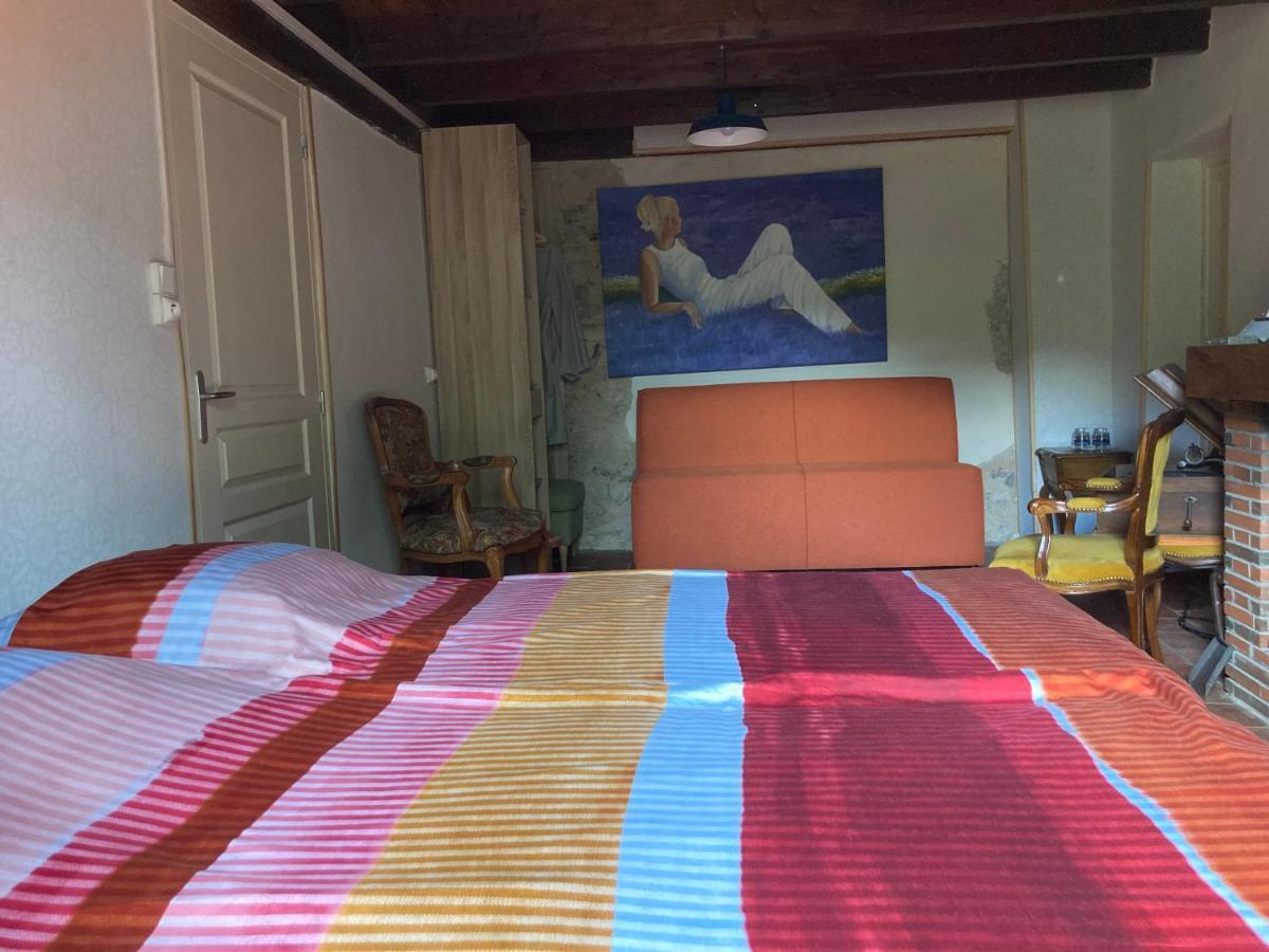 Le Bois Du Four Bed & Breakfast Arfeuilles Екстериор снимка