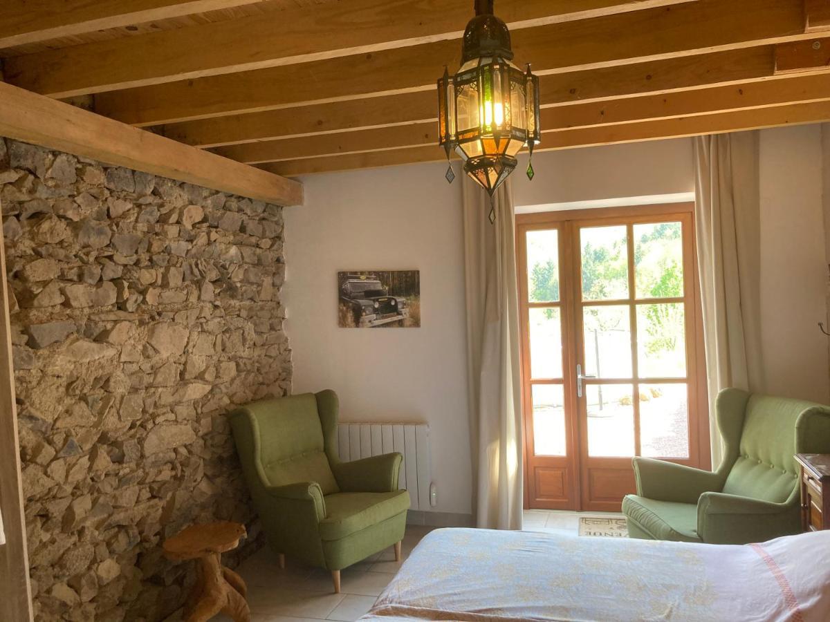 Le Bois Du Four Bed & Breakfast Arfeuilles Екстериор снимка